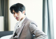 吃瓜娱乐蔡徐坤,从吃瓜娱乐到现象级偶像的蜕变之路