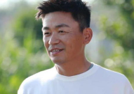 王宝强近照曝光,形象大变，网友热议其新风貌